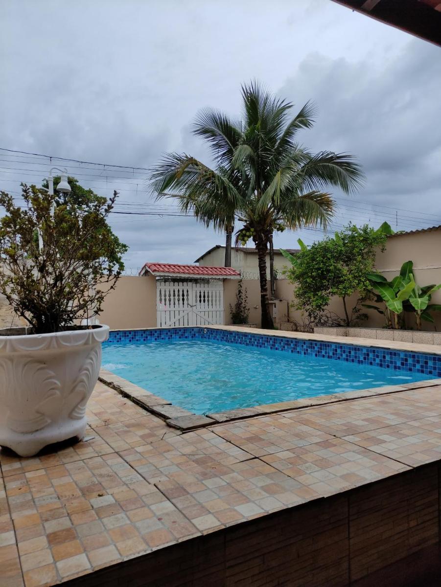 Casa de Praia com Piscina - Itanhaém - Housity