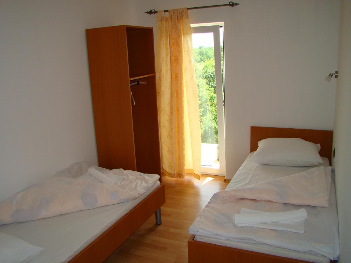 Apartmens Luburi? - Housity