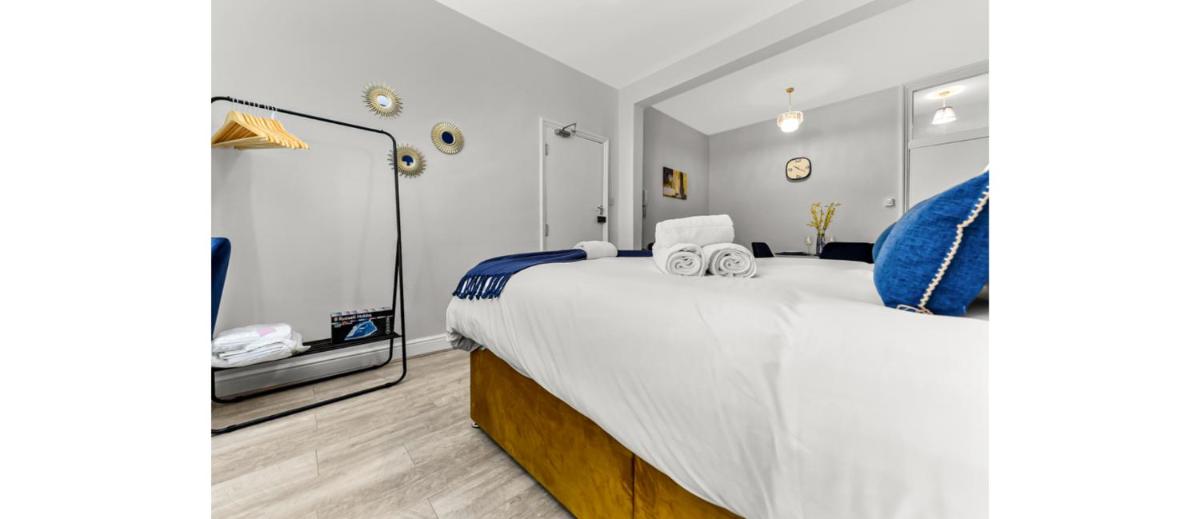 Terrific 1 BD Flat in London - Housity