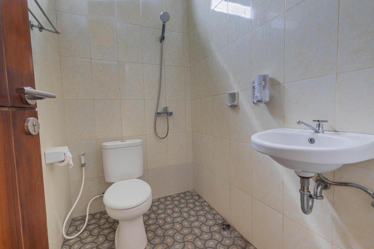 Srinadi Waterpark Villa - Housity
