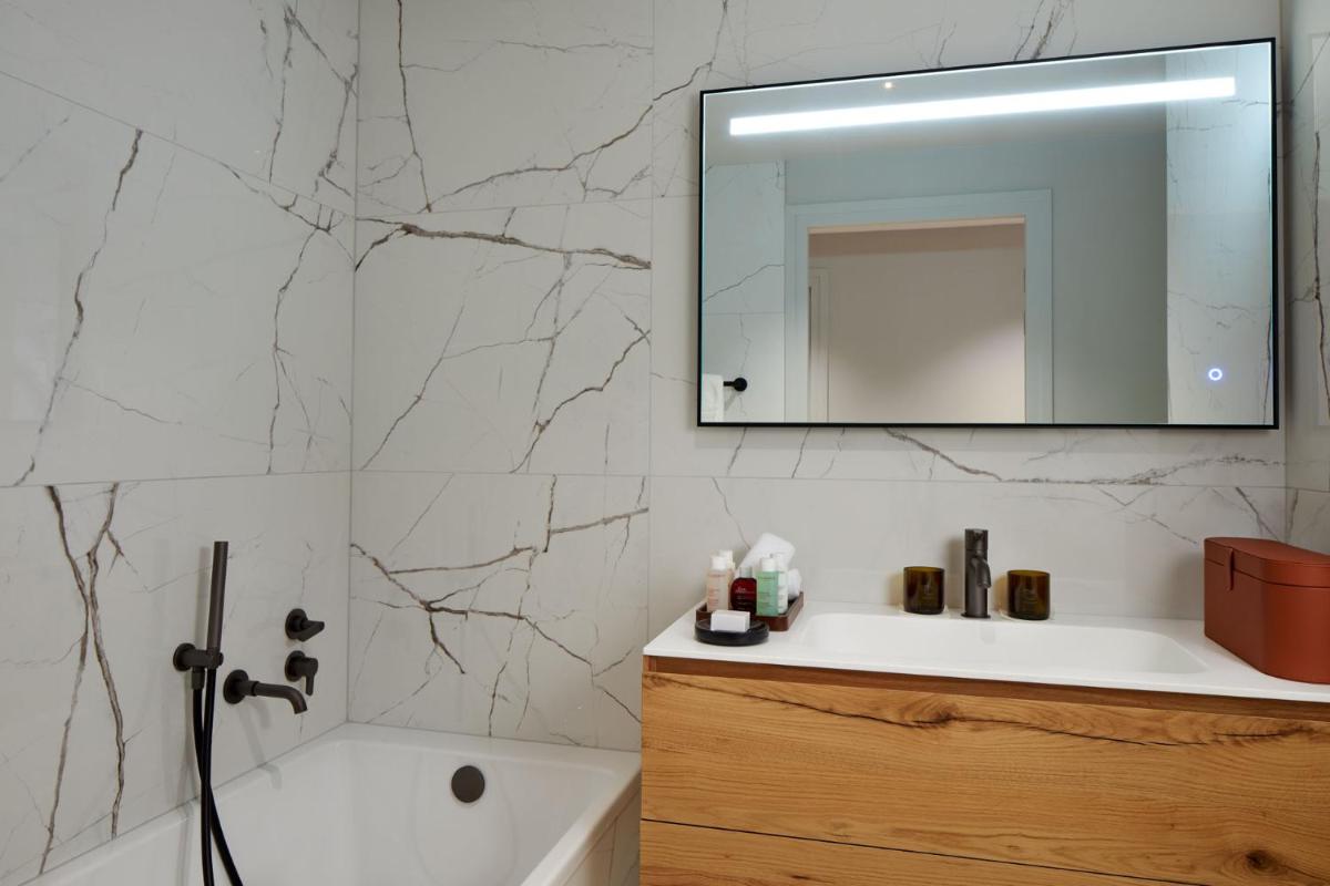 Salle de bains dans l'établissement L'Esquisse Hotel & Spa Colmar - MGallery Collection