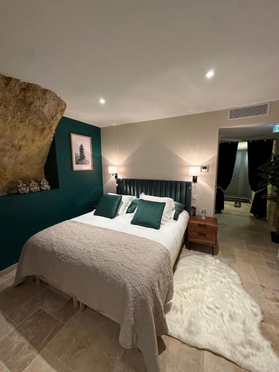 Hôtel-Restaurant-Chambre Insolite Spa - Le XII de Luynes - Housity