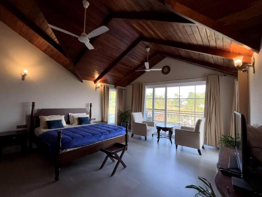 RR Cottages, Luxury Stay in the Hills - Housity
