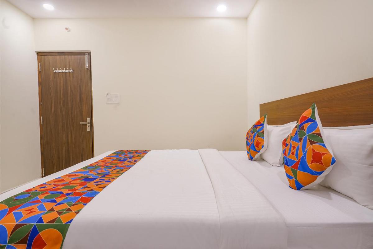 FabHotel Air Live - Housity