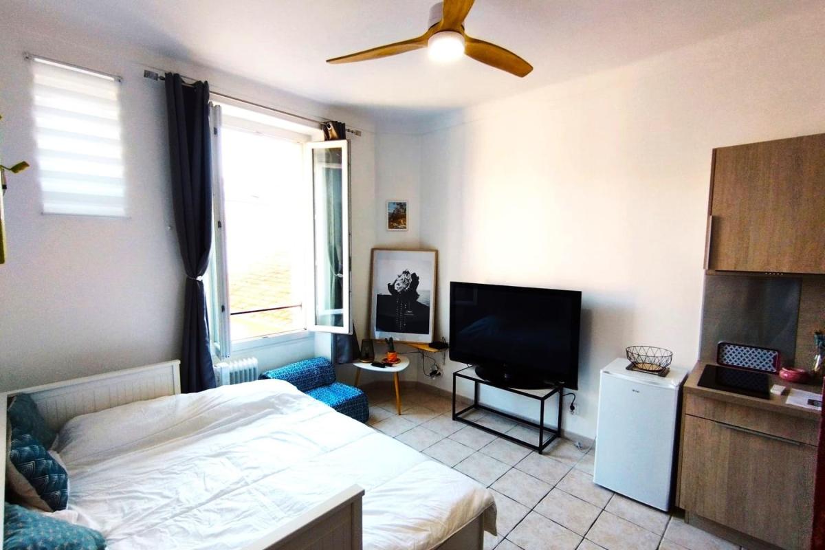Charming Studio ideal for Congresses and Holidays LIVE IN GAZAGNAIRE - Housity
