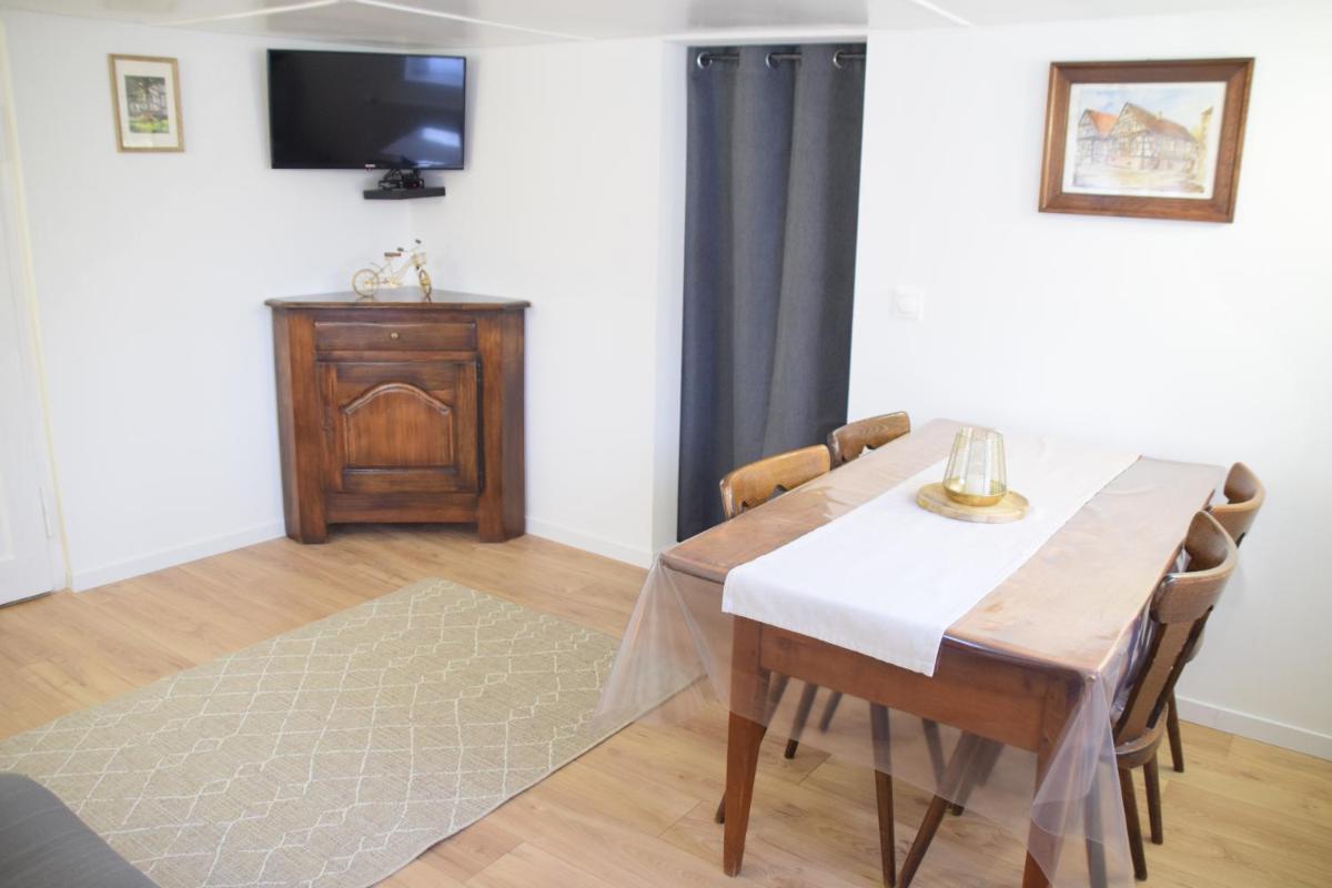 La Petite Maison de la Petite Vallée - Housity