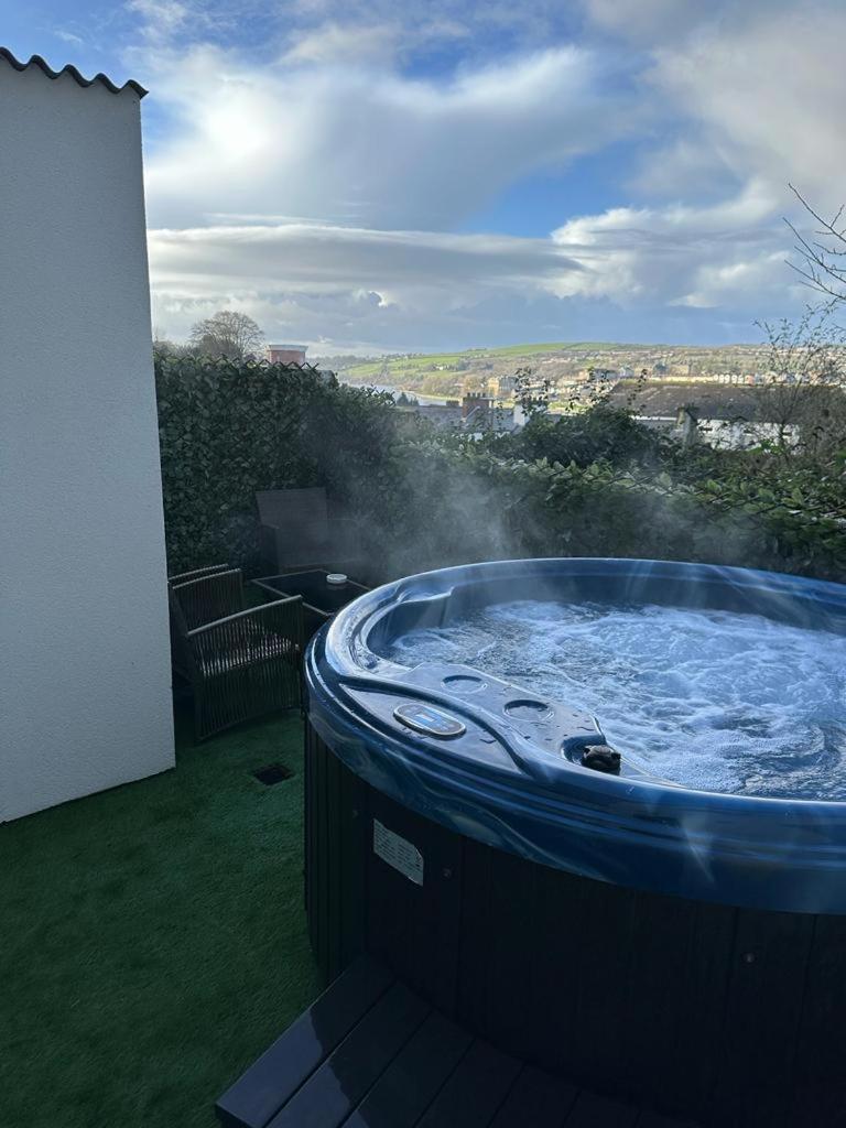 HillTop View 'Sleeping 5 guests' - Housity