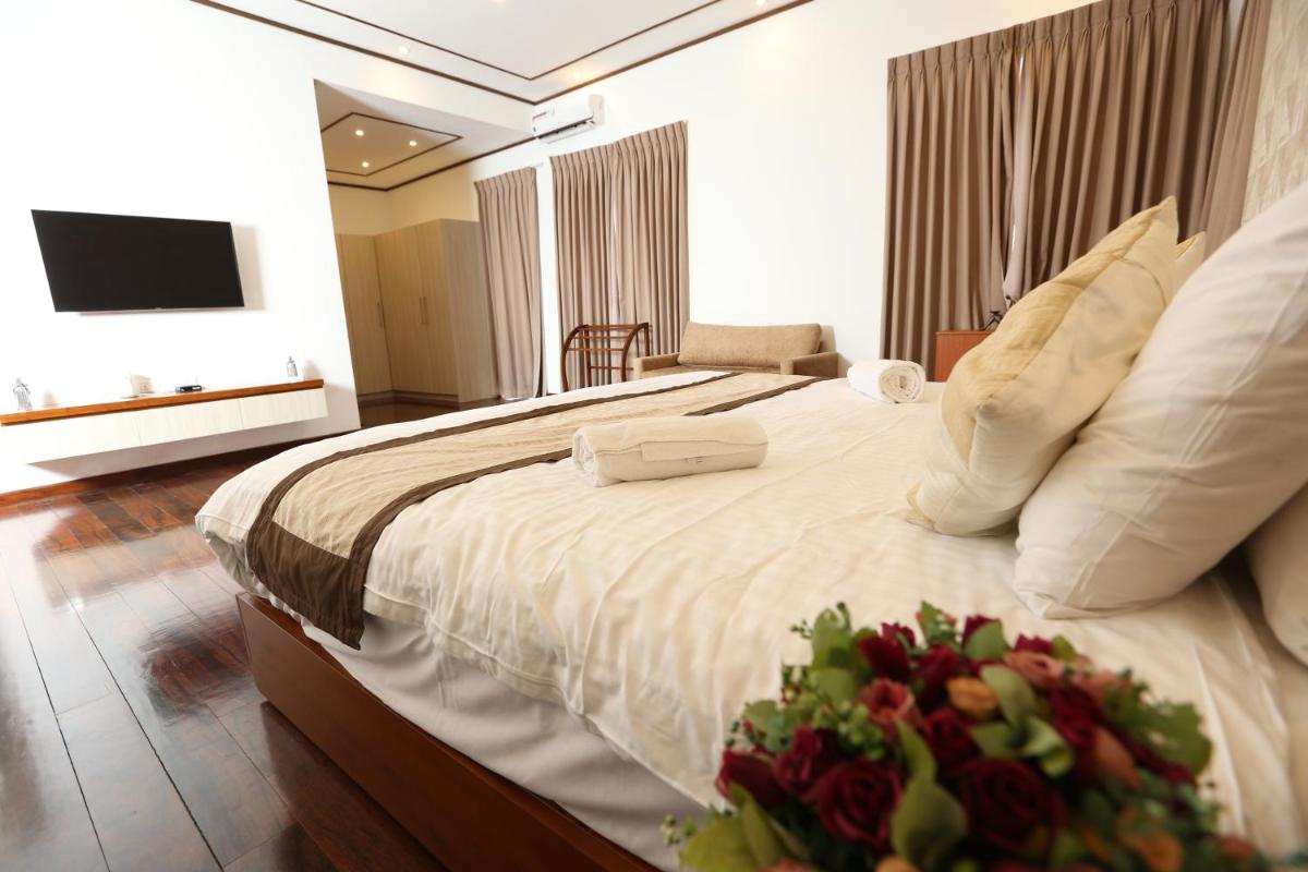 Eden Gardens Residence - Housity