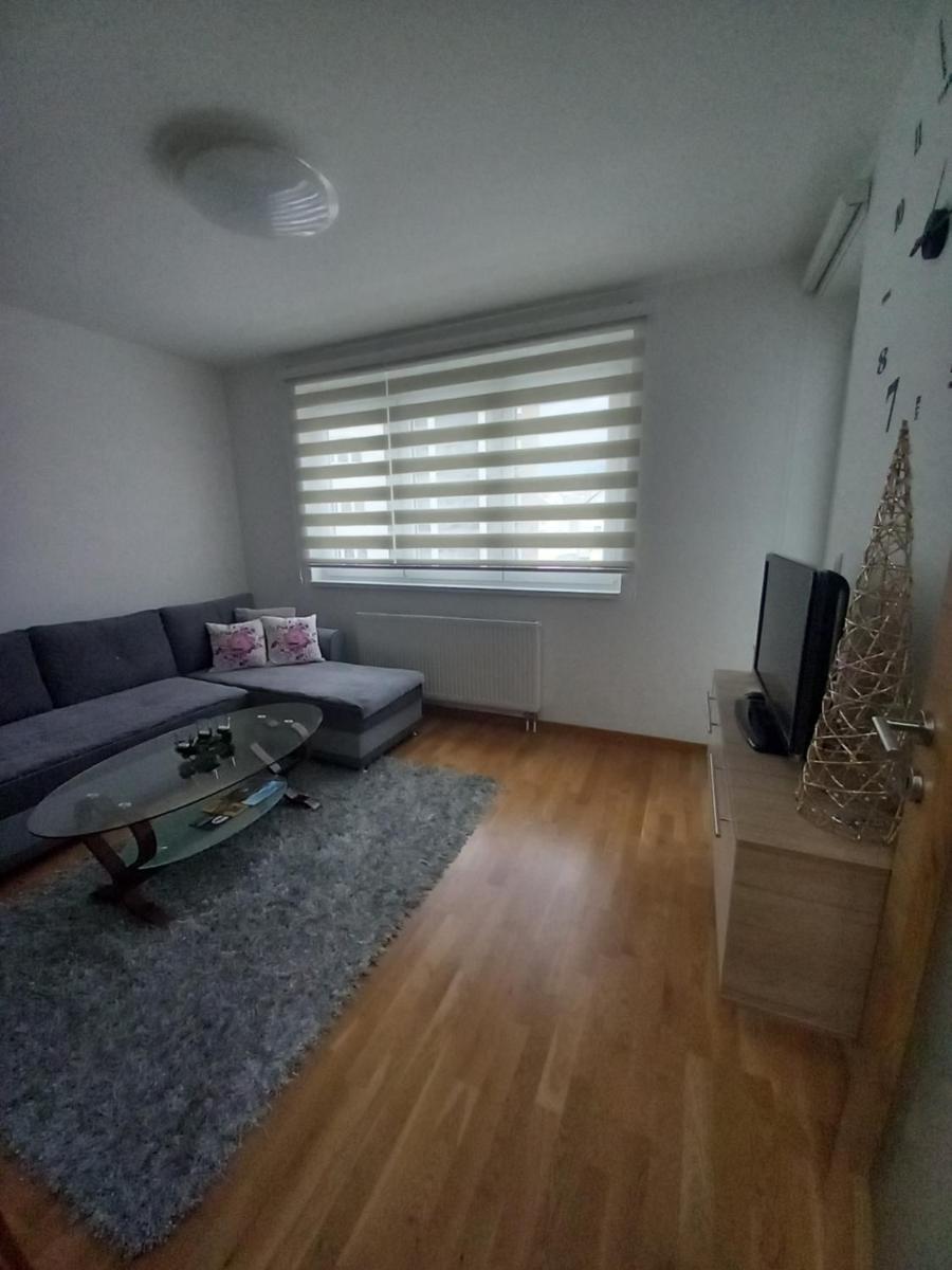 Apartman Jovana Pale - Housity