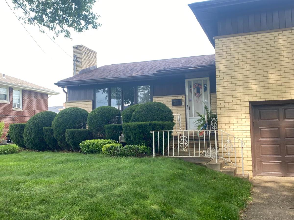 Grandma Sang's Bed & Breakfast - Housity