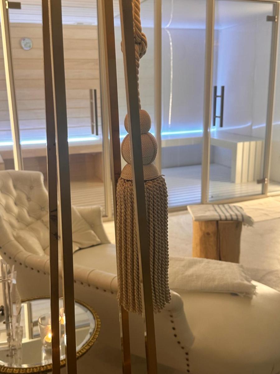 Uma área de estar em Carmo's Boutique Hotel - Small Luxury Hotels of the World