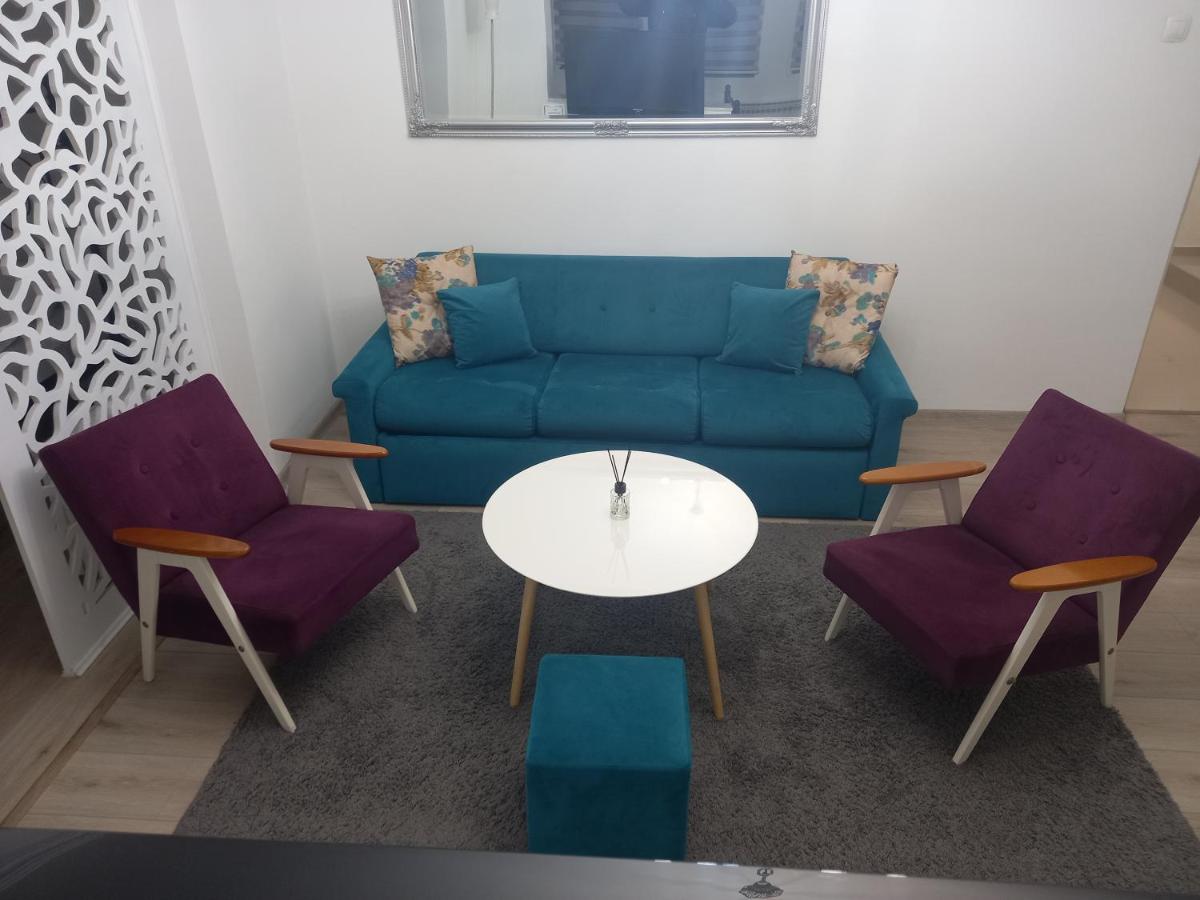 Royal Residence - Housity