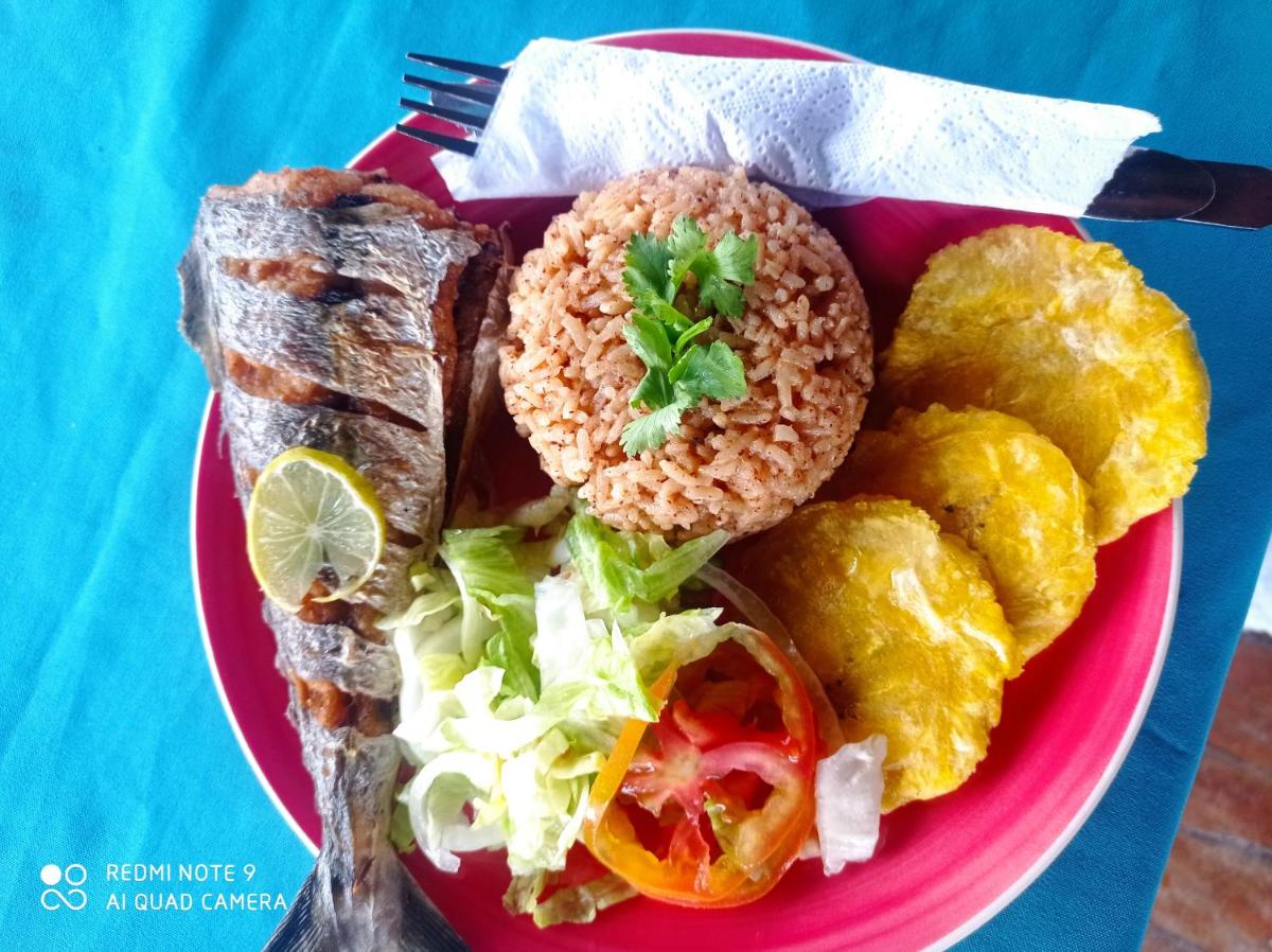 HOSTAL BELLEZA TROPICAL - Housity