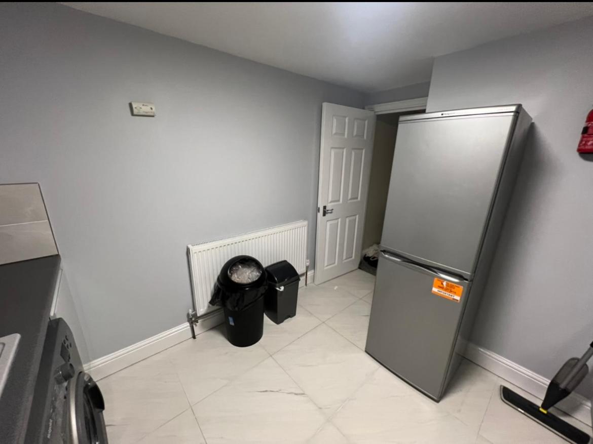 Double Bedroom - Housity