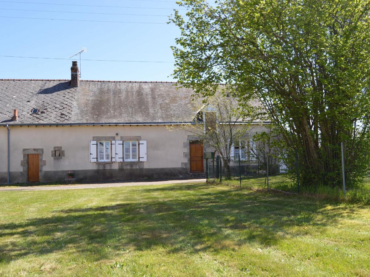 Ancienne fermette à Aigurande: nature, proche Creuse, 1 chambre, jardin privé, barbecue, garage - FR-1-591-1 - Housity