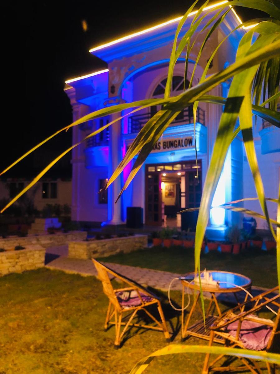 Hotel Begnas Bungalow - Housity