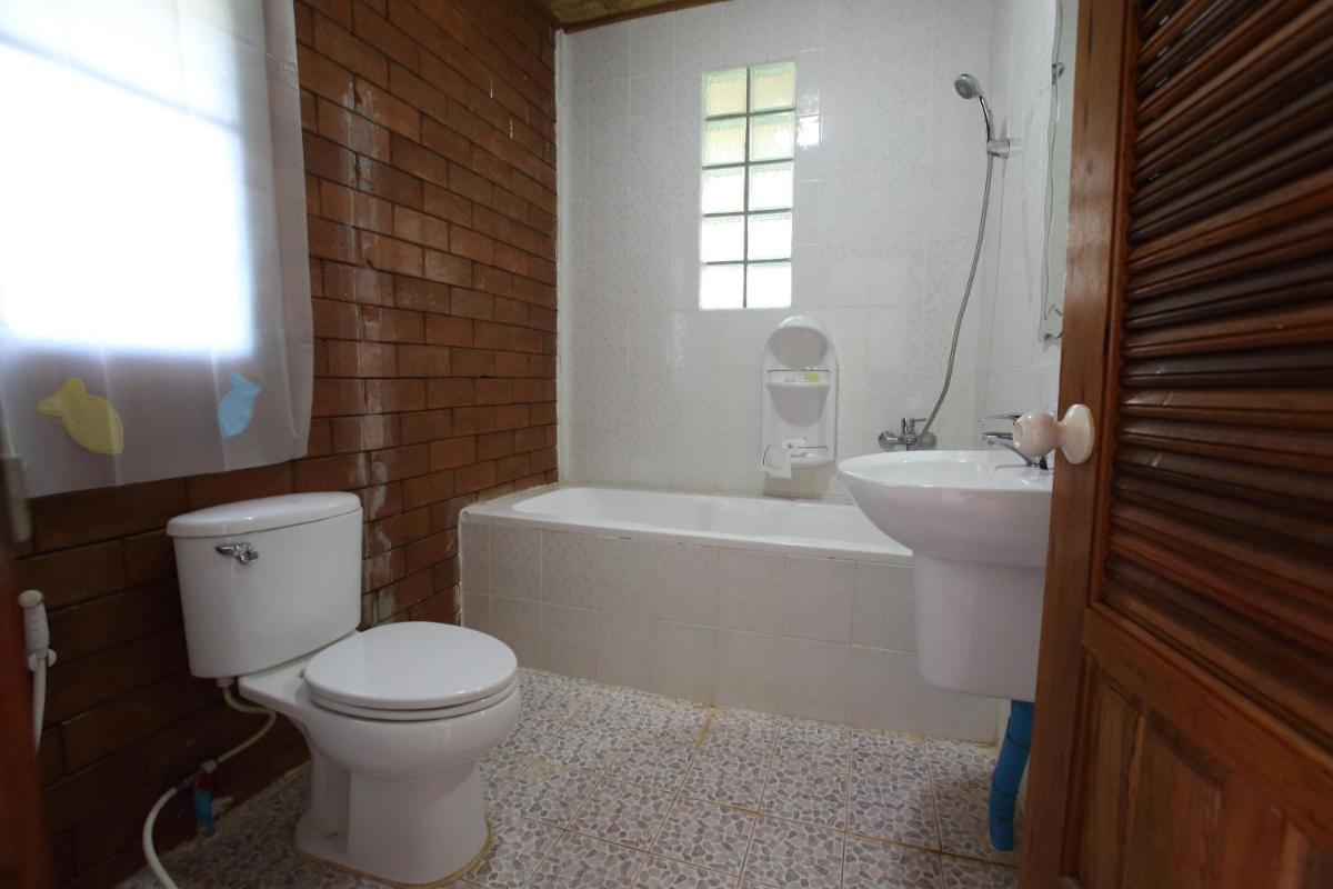 Phuchomjan Resort - Housity