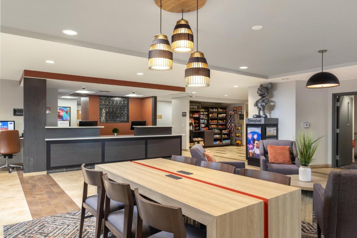 Candlewood Suites Anaheim - Resort Area, an IHG Hotel - Housity