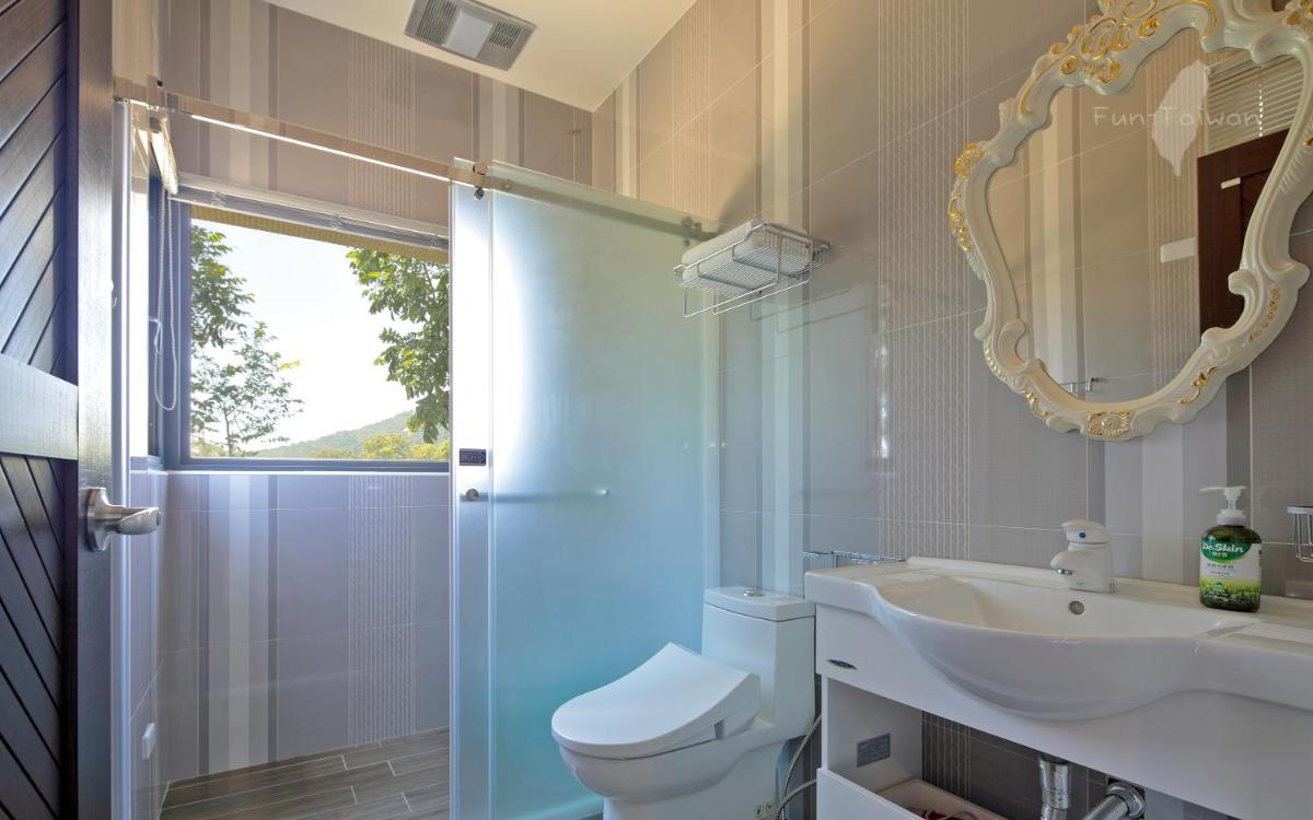 Cloud There House - Housity