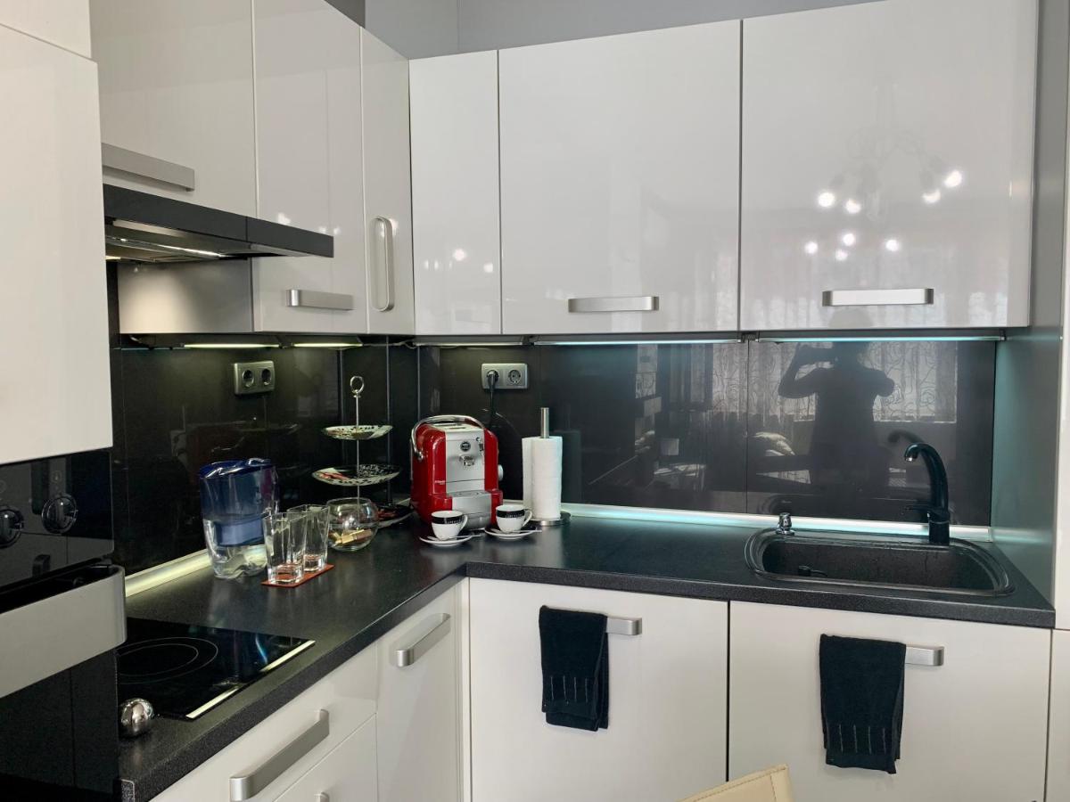 Lovely Sofia apartment Katerina with free parking - Housity