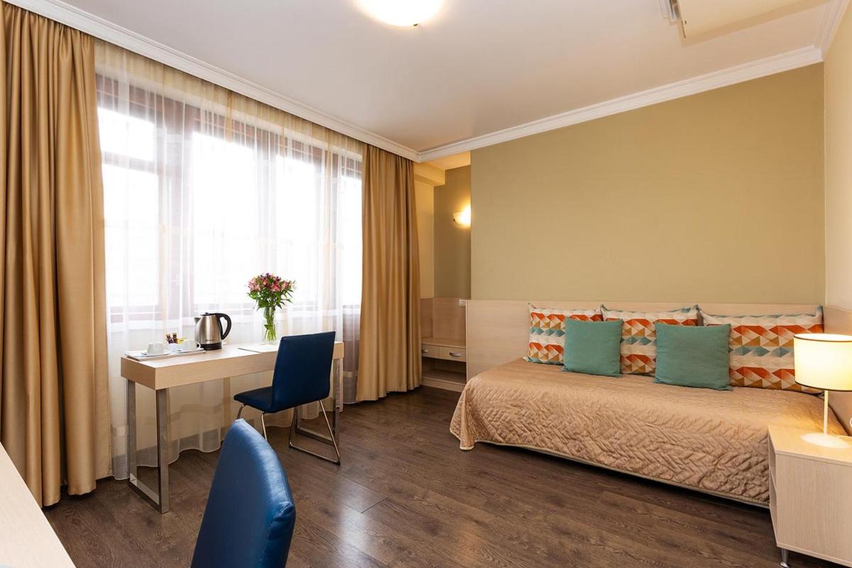 Geneva Hotel - Housity