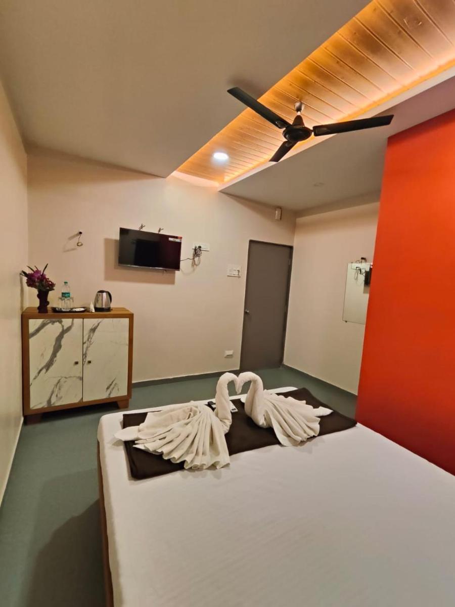 Hotel Shivansh Executive - Housity