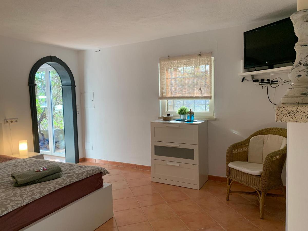 Suitetrails - Finca Randa, Llucmayor, bis 3 SZ, Pool, Garten
