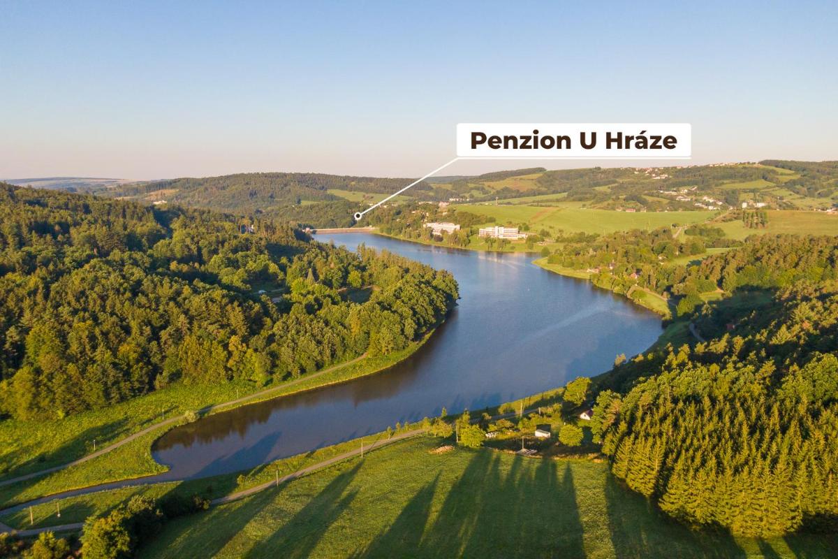 Penzion U Hráze - Housity