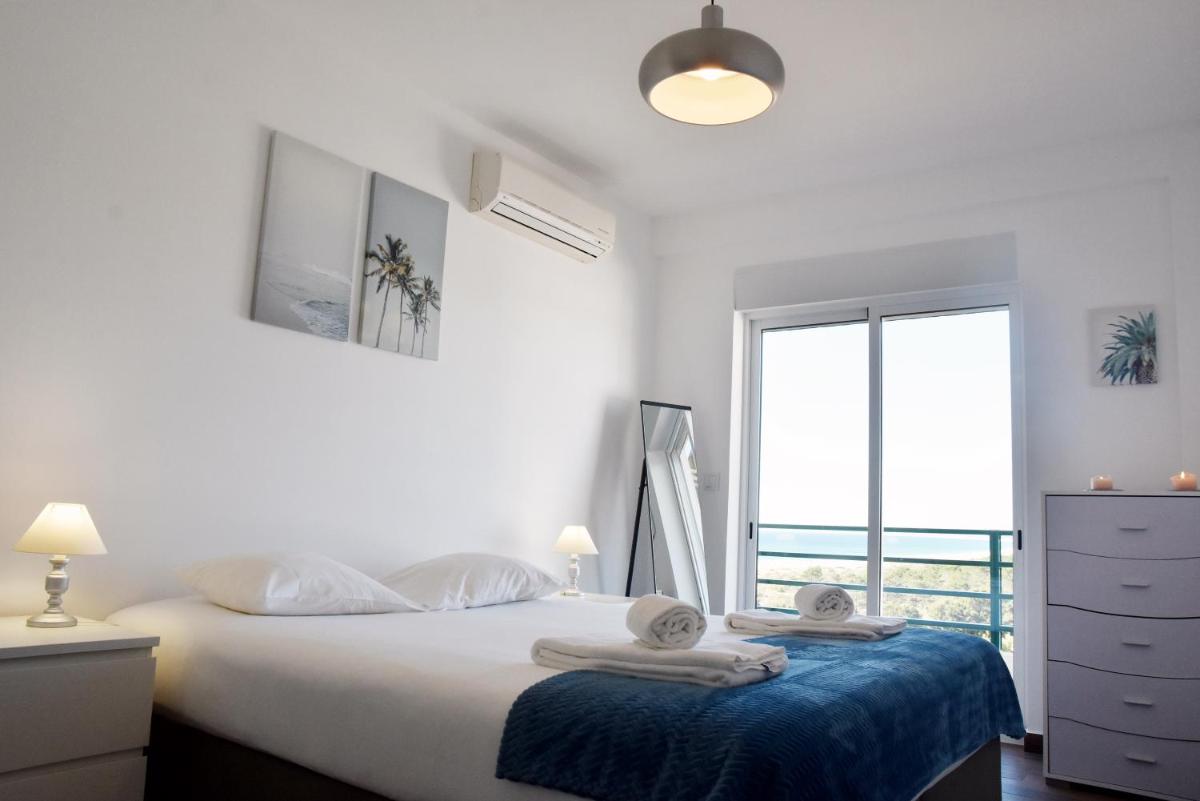 Beach House - Housity