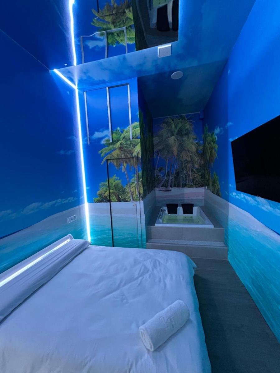 Habitacion con jacuzzi y baño privado - Housity