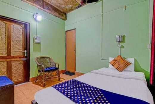 Ashrayaa Prakreeti. - Housity