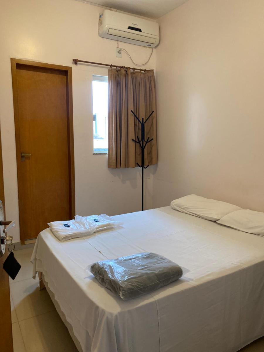 Hotel Mendes Azevedo - Housity