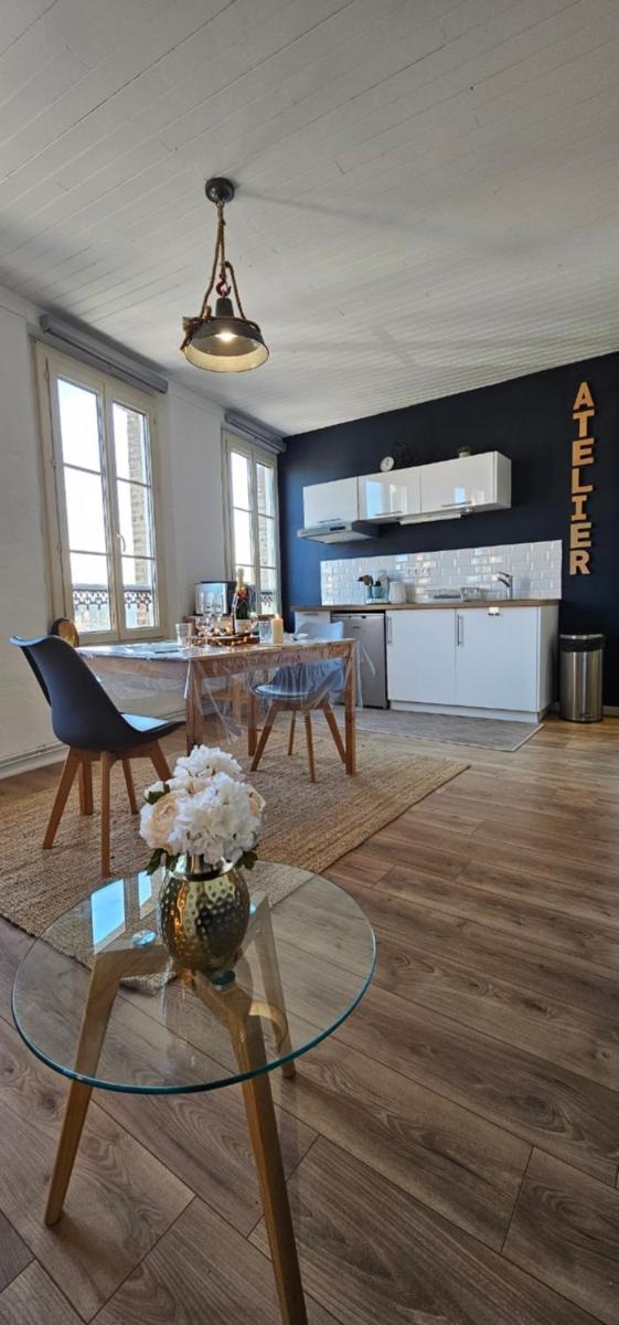 L'atelier- Duplex Vue magnifique sur le port- - Housity