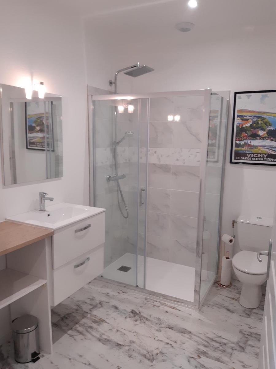 Cosy Saint Yorre - Housity