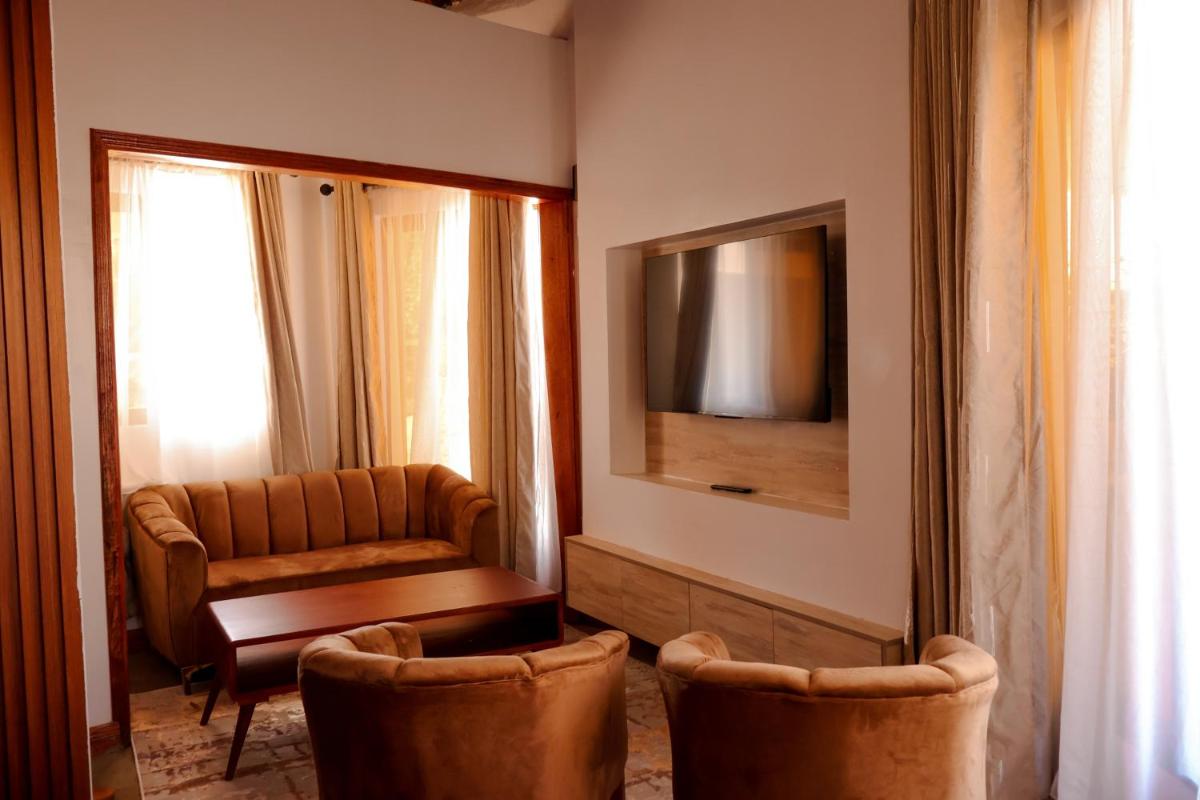 Winter Villa Resort & Spa Limited - Housity