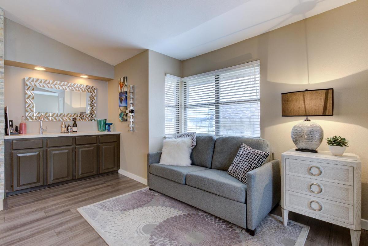 Tower Point - A Birdy Vacation Rental - Housity