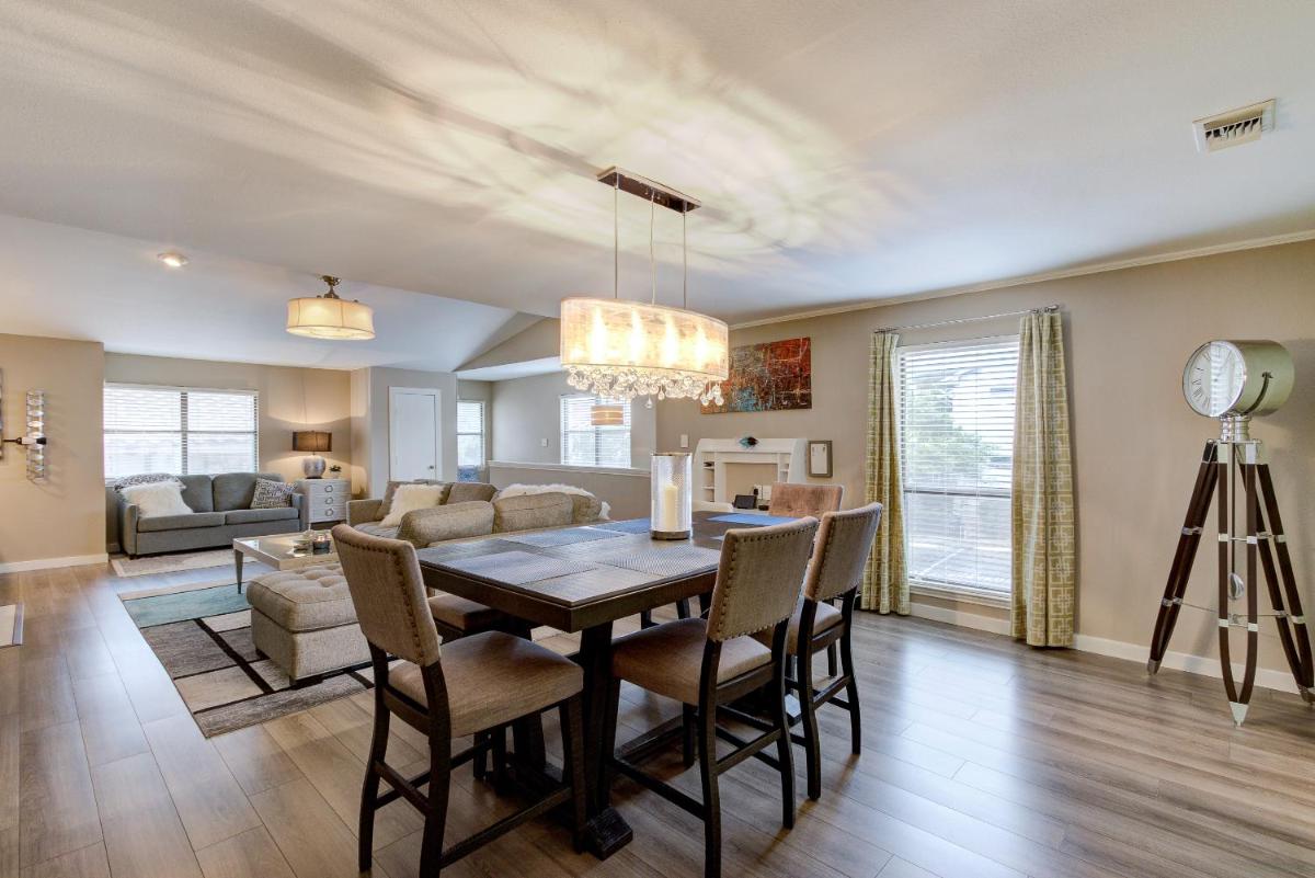 Tower Point - A Birdy Vacation Rental - Housity