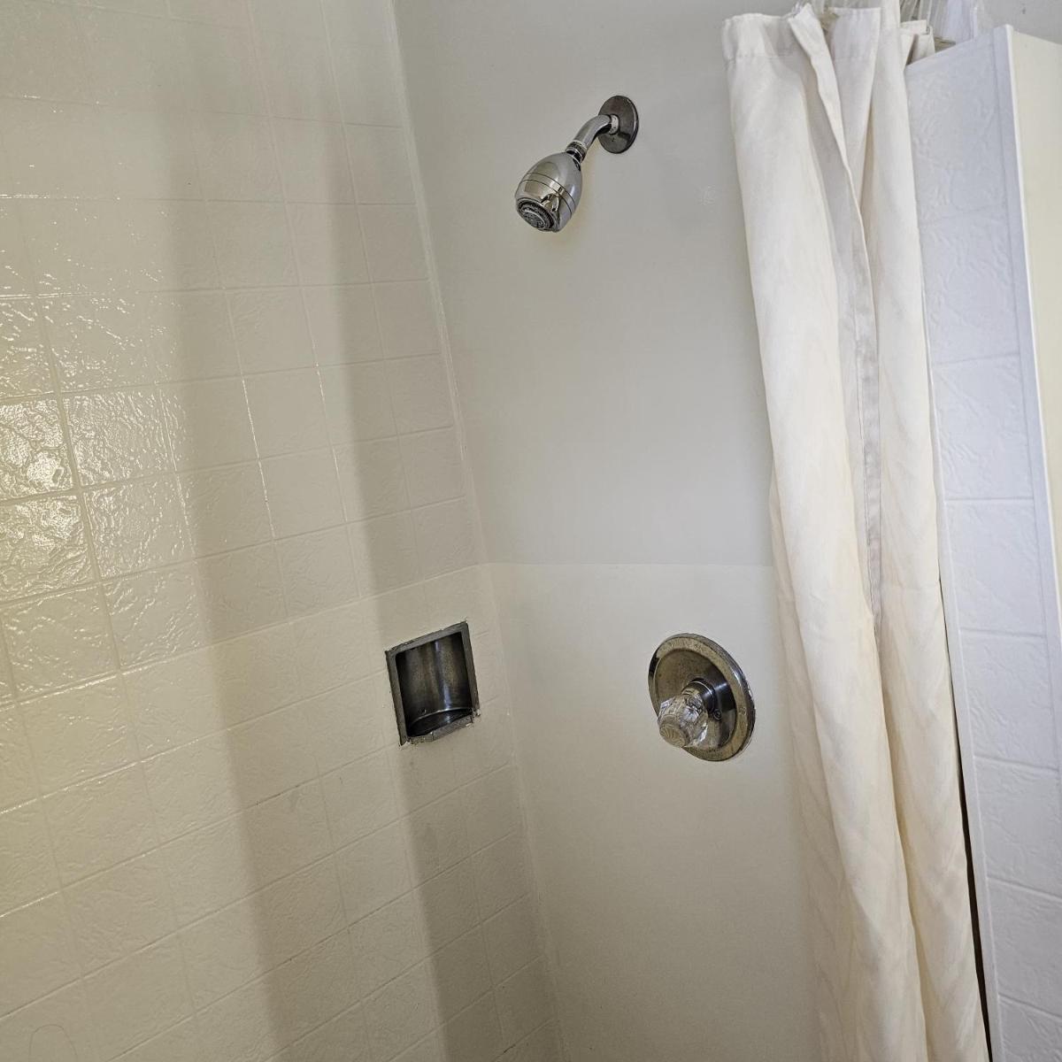Home Motel Abbotsford - Housity