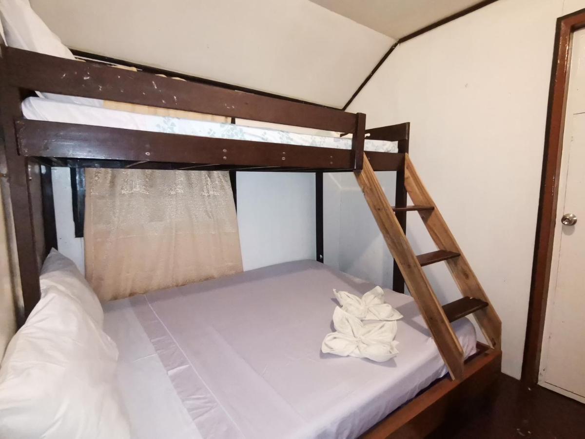 Villa Milanel Port Barton - Housity