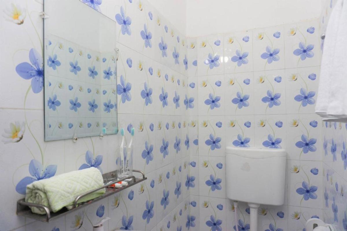 Hotel Victoria Inn (Nazimuddin Road) - Housity
