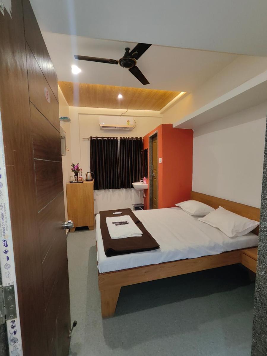 Hotel Shivansh Executive - Housity