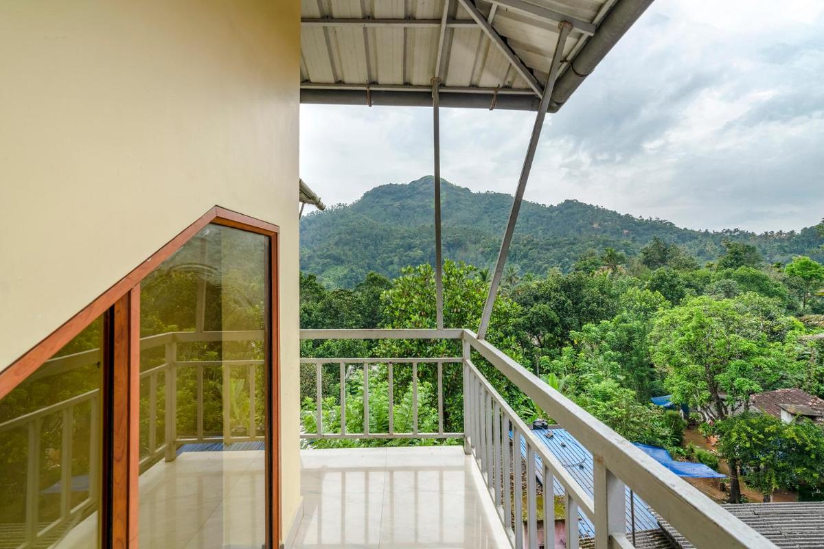 Suitetrails - FabHotel Abrigo Residency