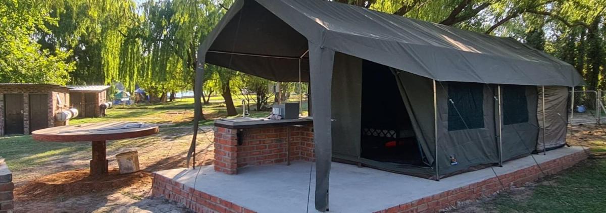 Riverbend Camp - Self-catering Luxury Glamping Tent - Housity