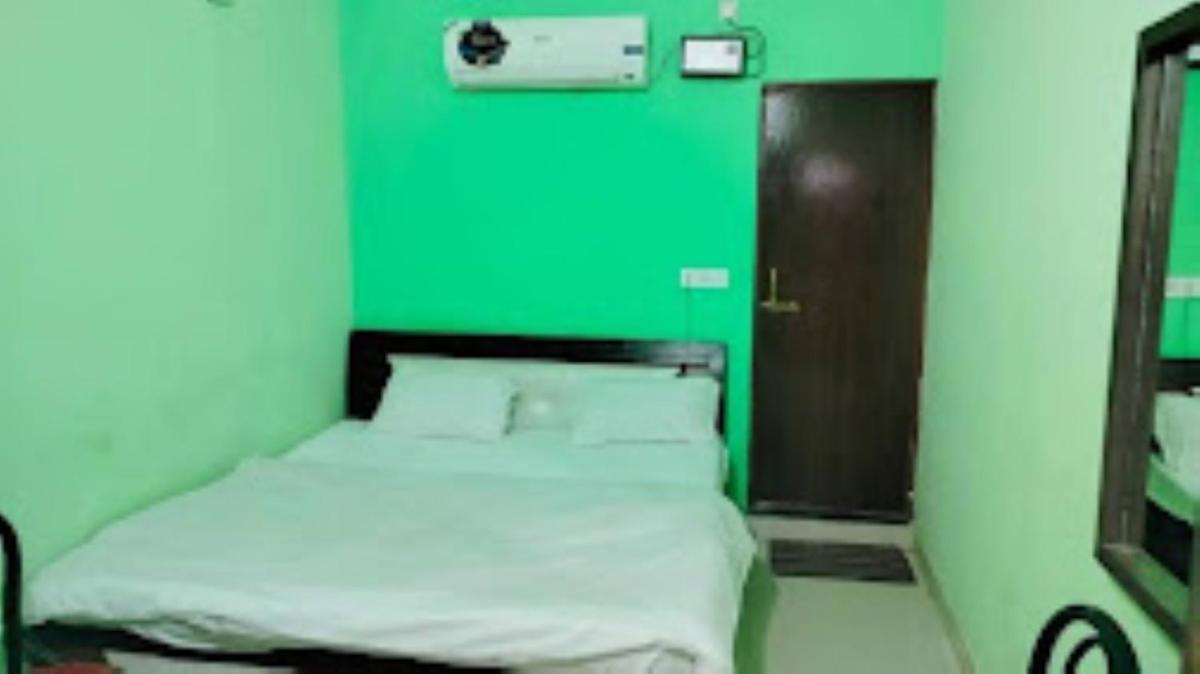 Hotel Utsav Residency , Varanasi - Housity