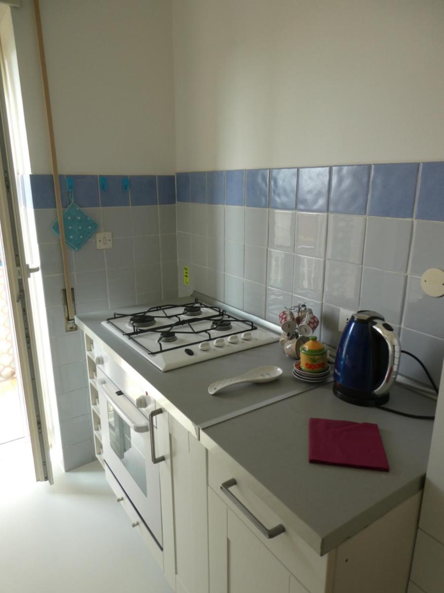 Luminoso Appartamento A 80 Metri dal Mare - Housity