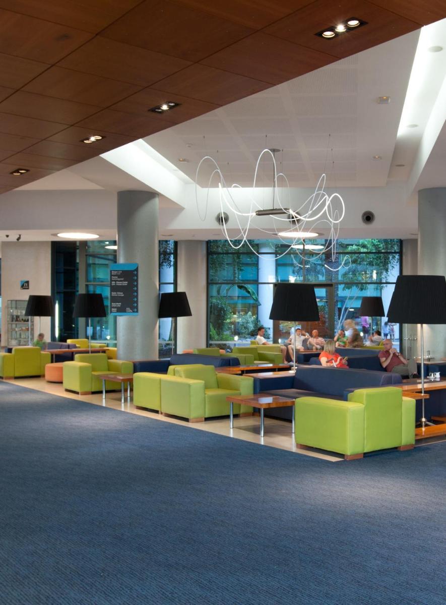 Zona de estar de Hotel Deloix 4* Sup