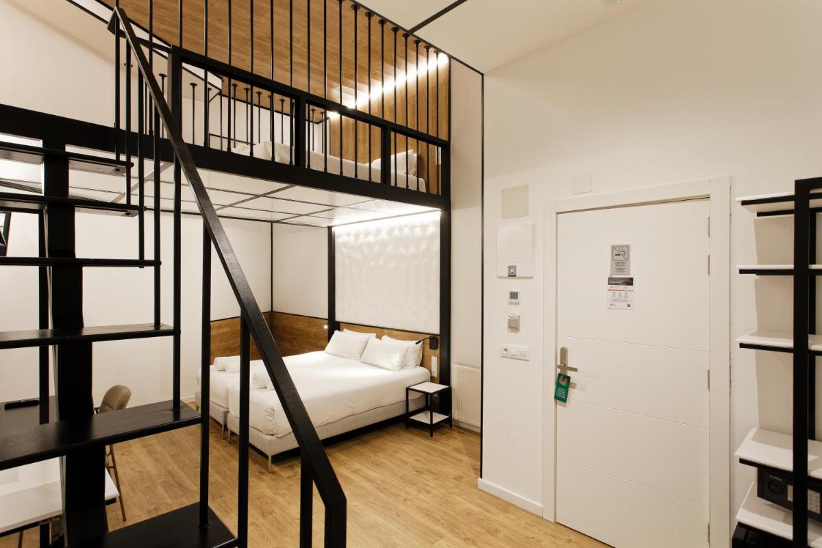 Green House Hotel - Housity