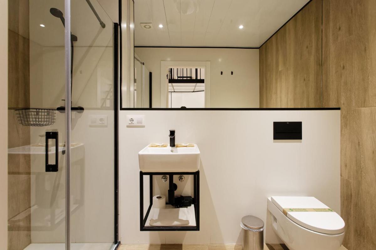 Green House Hotel - Housity