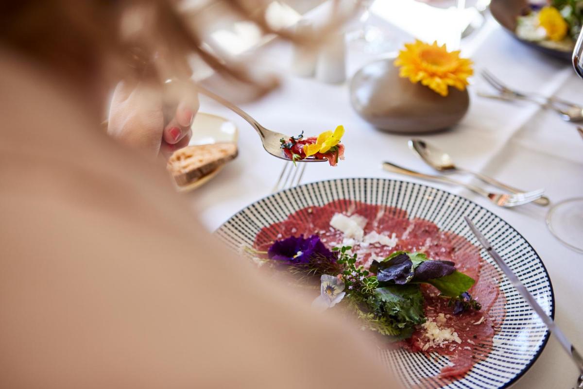 Essen im Hotel oder in der Nähe