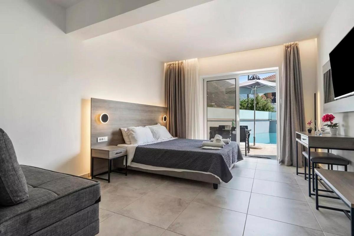 BLUE STAR APARTHOTEL - Housity